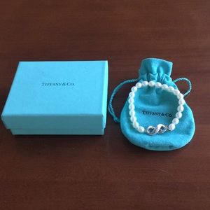 Tiffany & Co pearl bracelet